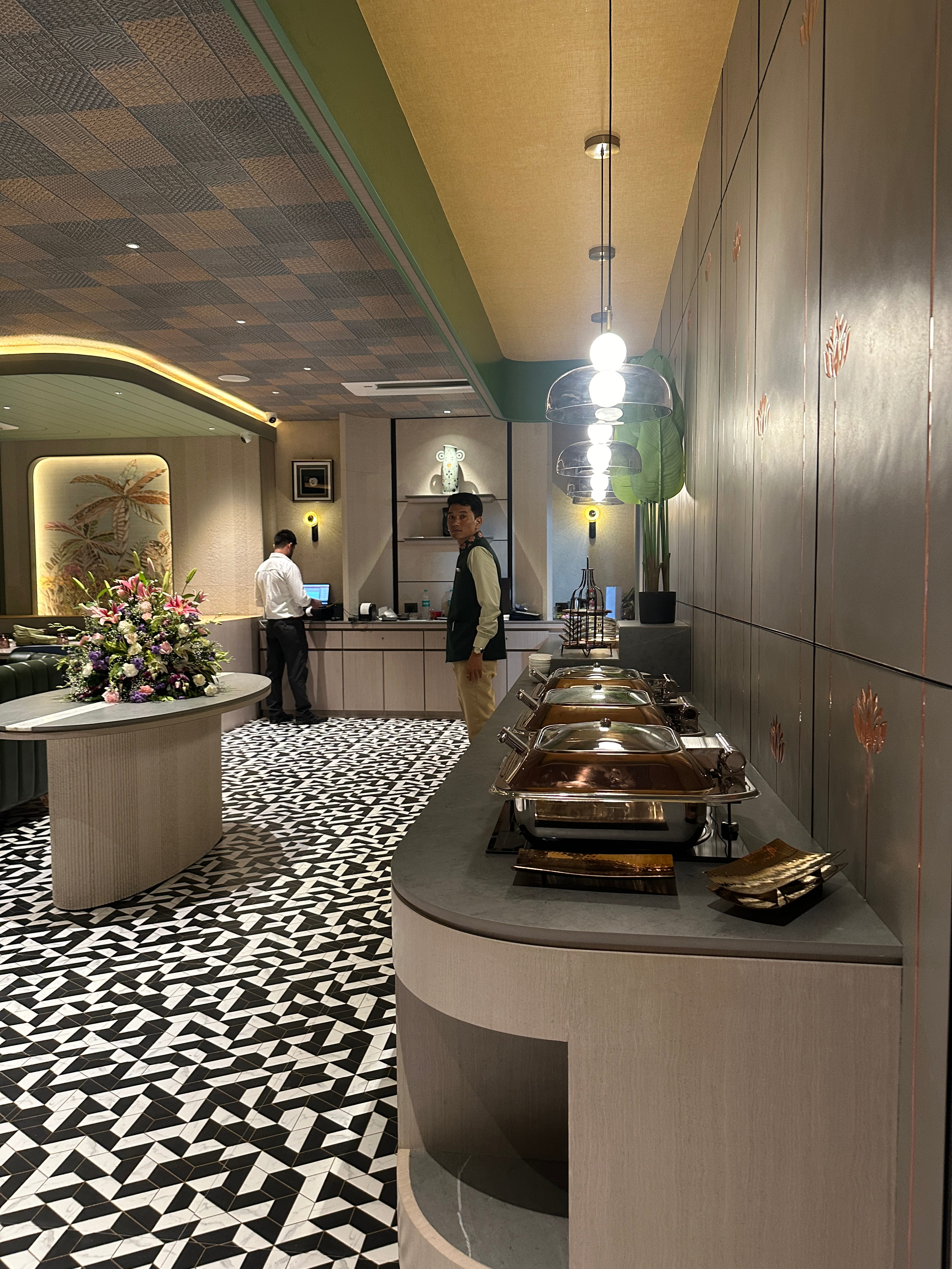 Saffron — interior detail